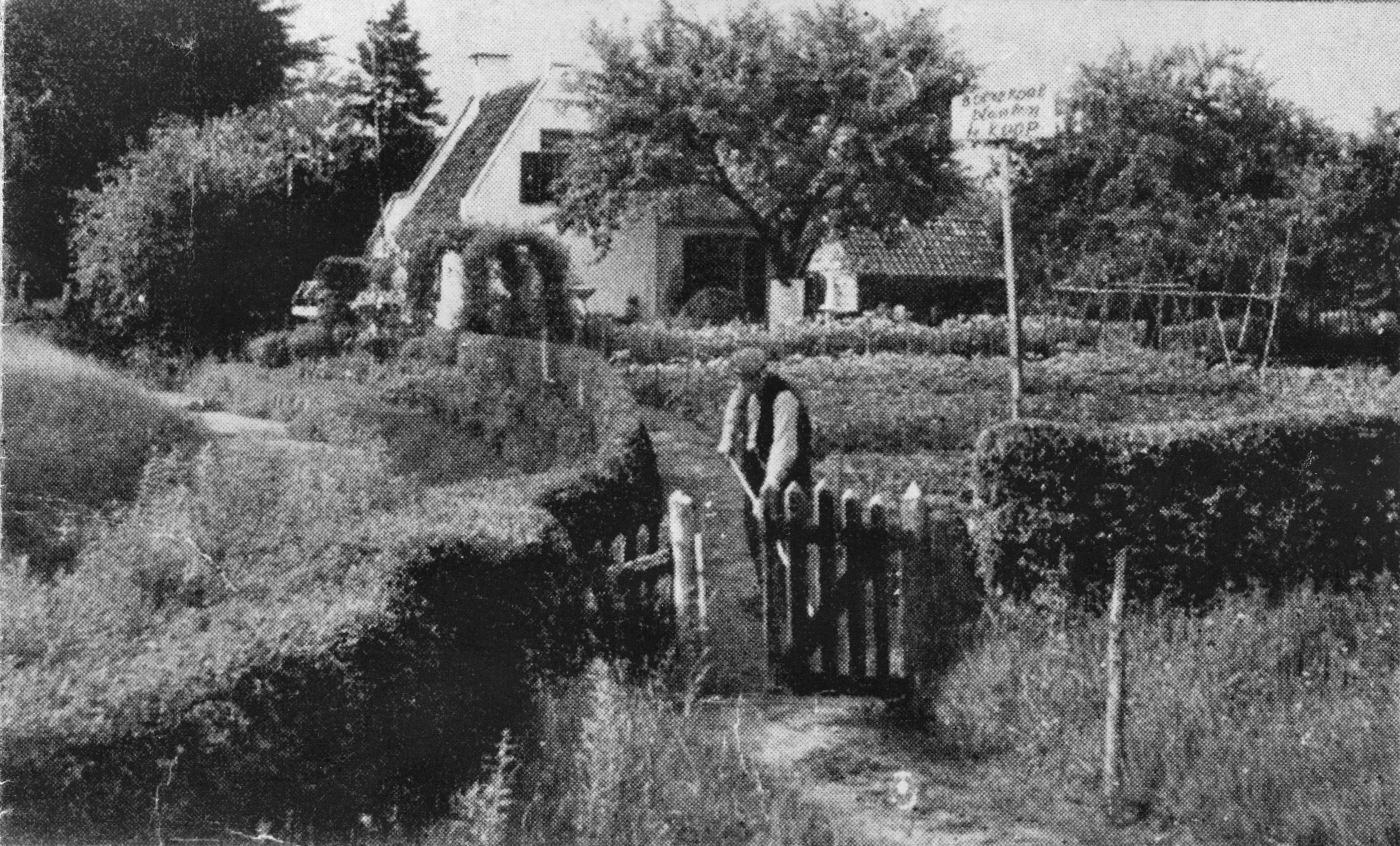 Klik voor foto in apart venster huis__t_hondenhok_soest_dirk_van_den_broek_1872.jpg